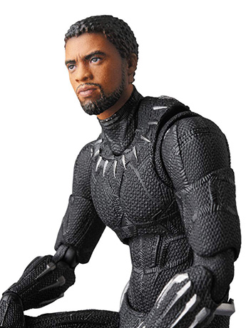 Black Panther MAFEX No.091 Black Panther Action Figure Gallery Image 2