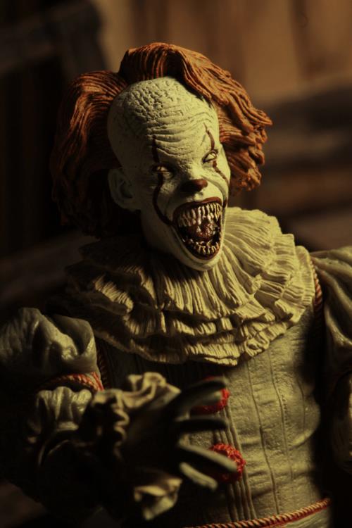 IT (2017) Ultimate Pennywise (Well House) Figure Gallery Image 8