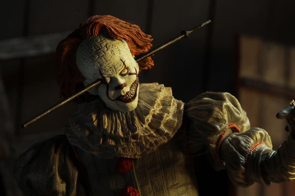 IT (2017) Ultimate Pennywise (Well House) Figure Gallery Image 11
