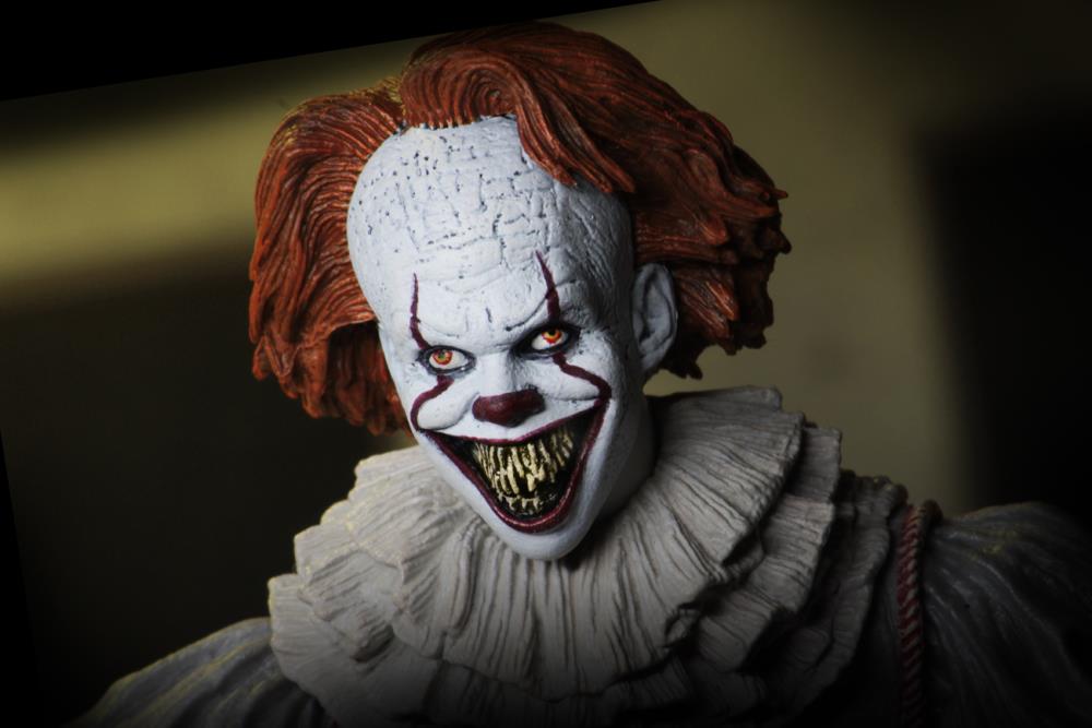 IT (2017) Ultimate Pennywise (Well House) Figure Gallery Image 15
