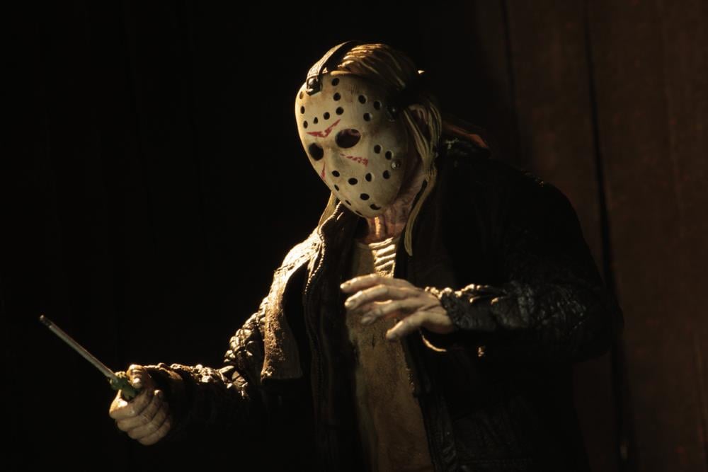 Friday the 13th (2009) Ultimate Jason Voorhees Figure Gallery Image 13