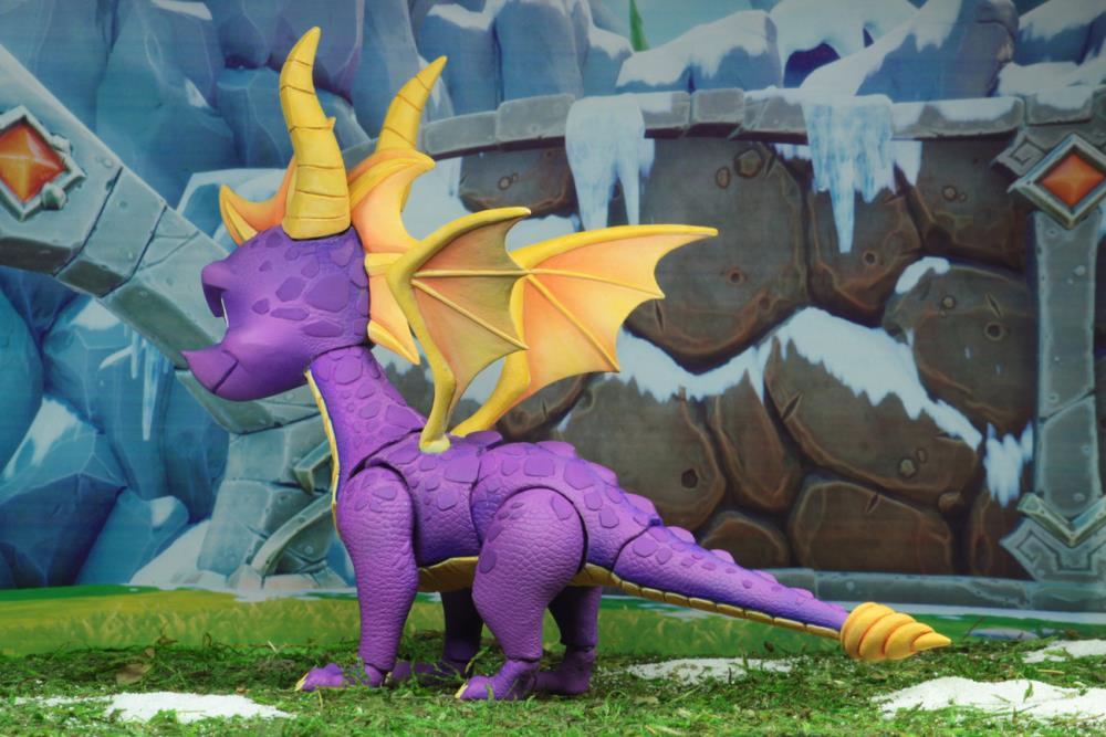 Spyro the Dragon Spyro Figure Gallery Image 3