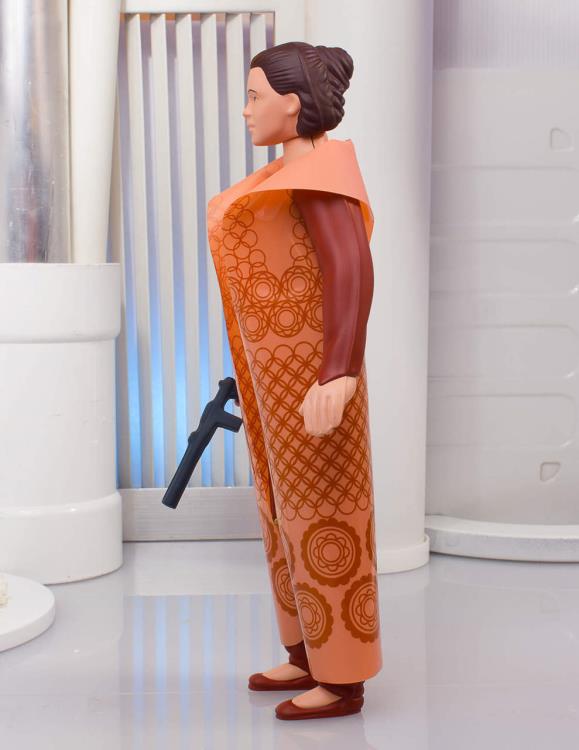 Star Wars Leia Organa (Bespin Gown) Limited Edition Jumbo Figure Gallery Image 5