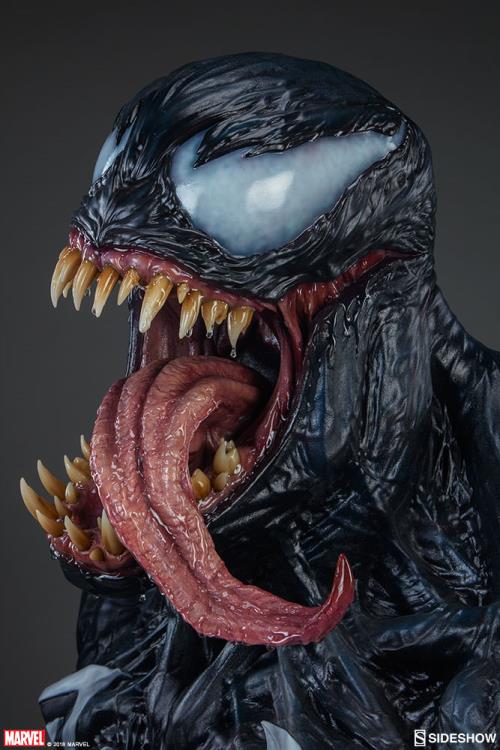 Marvel Venom Life-Size Limited Edition Bust Gallery Image 12