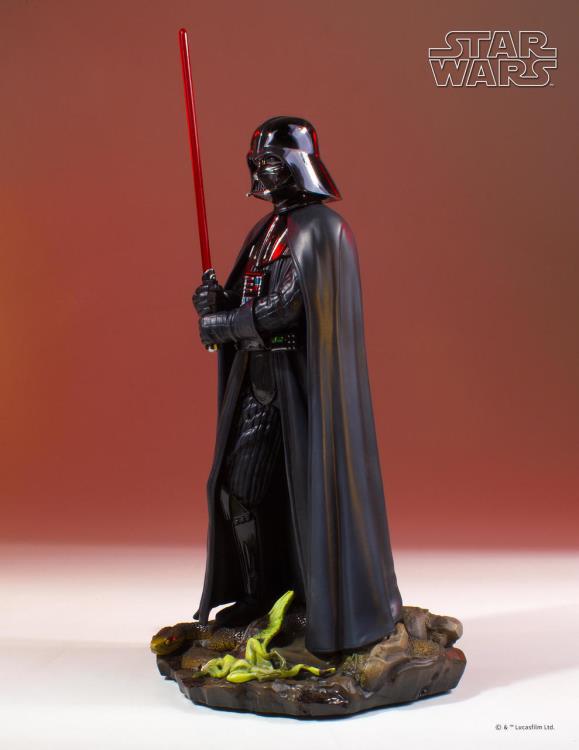 Star Wars Collector's Gallery Darth Vader (Empire Strikes Back) Limited Edition Statue Gallery Image 8