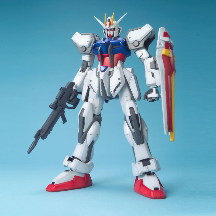 Mobile Suit Gundam SEED Big Scale Strike Gundam Exclusive 1/60 Scale Model Kit Gallery Image 3