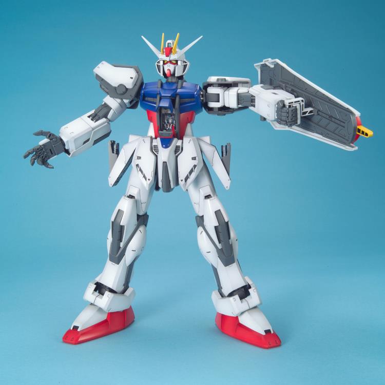 Mobile Suit Gundam SEED Big Scale Strike Gundam Exclusive 1/60 Scale Model Kit Gallery Image 7