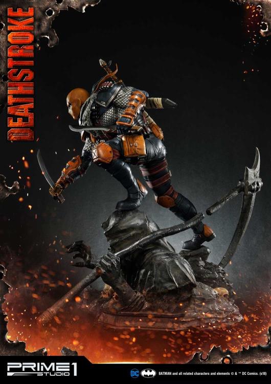 DC Comics Museum Masterline Deathstroke 1/3 Scale Statue Gallery Image 6