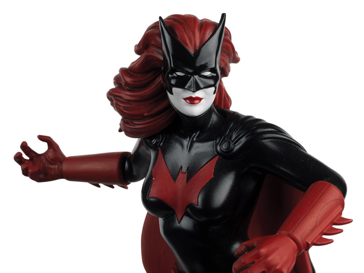 DC Comics Batman Universe Bust Collection #21 Batwoman Gallery Image 1