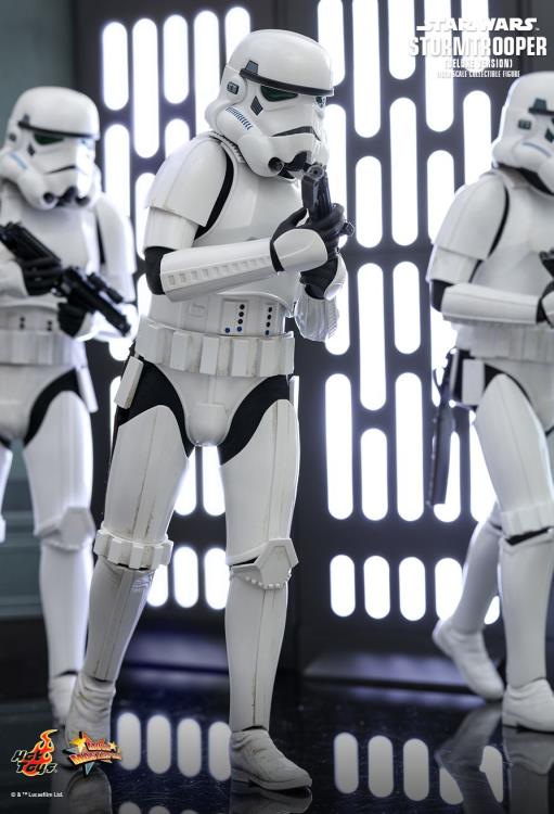 Star Wars MMS515 Stormtrooper (Deluxe) 1/6th Scale Collectible Figure Gallery Image 6