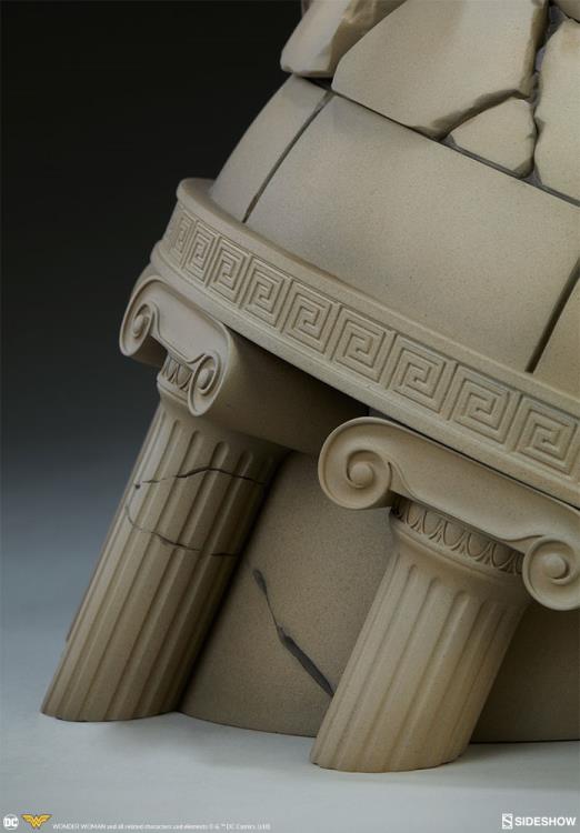Justice League: The Animated Series Wonder Woman Statue Gallery Image 16