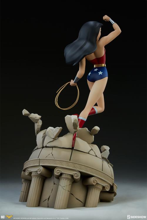 Justice League: The Animated Series Wonder Woman Statue Gallery Image 4