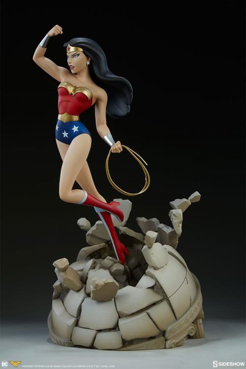 Justice League: The Animated Series Wonder Woman Statue Gallery Image 7