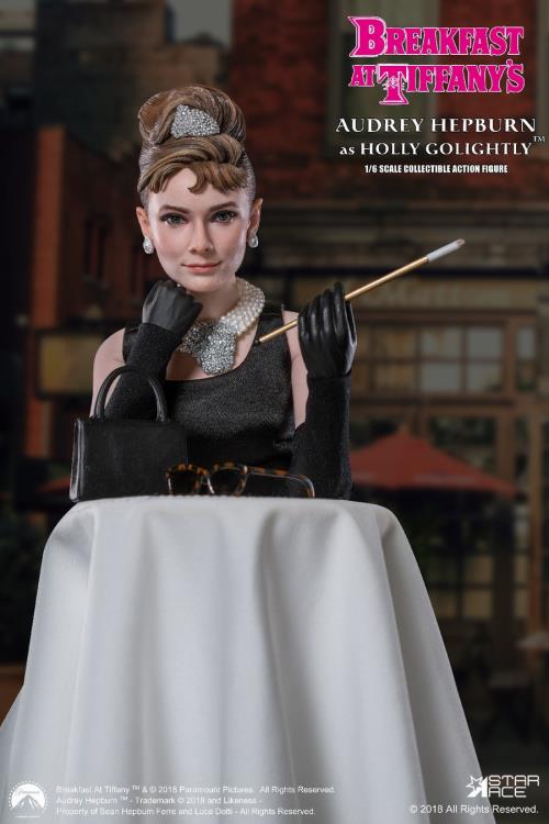Breakfast at Tiffany's Holly Golightly (Special Edition) Deluxe 1/6 Scale Figure Gallery Image 8