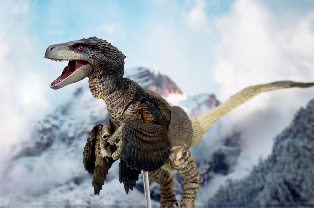 Beasts of the Mesozoic: Raptor Series Dromaeosaurus albertensis (Ver.2) Deluxe Figure Gallery Image 3