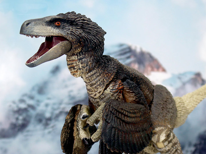 Beasts of the Mesozoic: Raptor Series Dromaeosaurus albertensis (Ver.2) Deluxe Figure Gallery Image 1