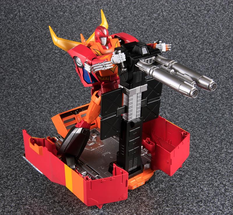 Transformers Masterpiece MP-09 Rodimus Prime (With Collector Coin) Gallery Image 7