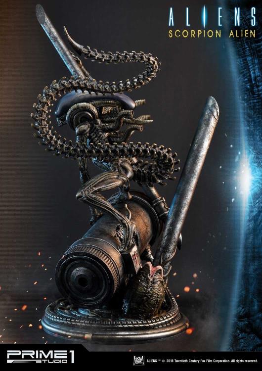 Aliens Premium Masterline Scorpion Alien 1/4 Scale Statue Gallery Image 6