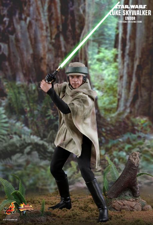 Star Wars: Return of the Jedi MMS516 Luke Skywalker (Endor) 1/6 Scale Collectible Figure Gallery Image 5