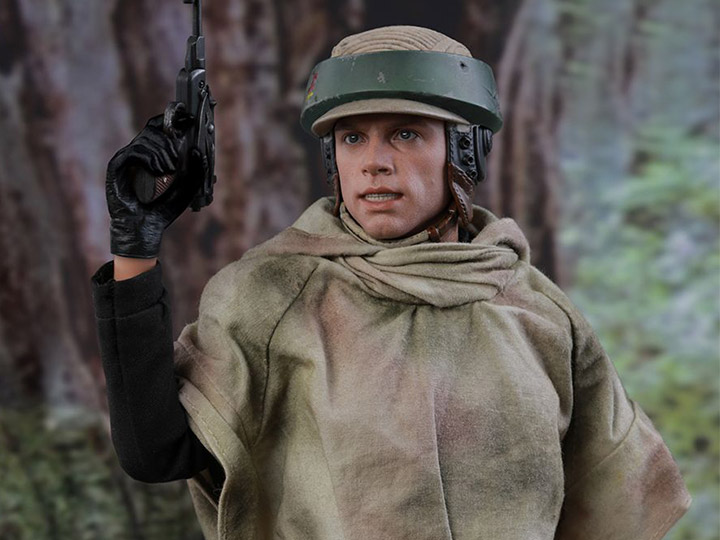 Star Wars: Return of the Jedi MMS516 Luke Skywalker (Endor) 1/6 Scale Collectible Figure Gallery Image 1