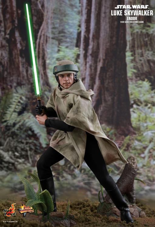 Star Wars: Return of the Jedi MMS516 Luke Skywalker (Endor) 1/6 Scale Collectible Figure Gallery Image 6
