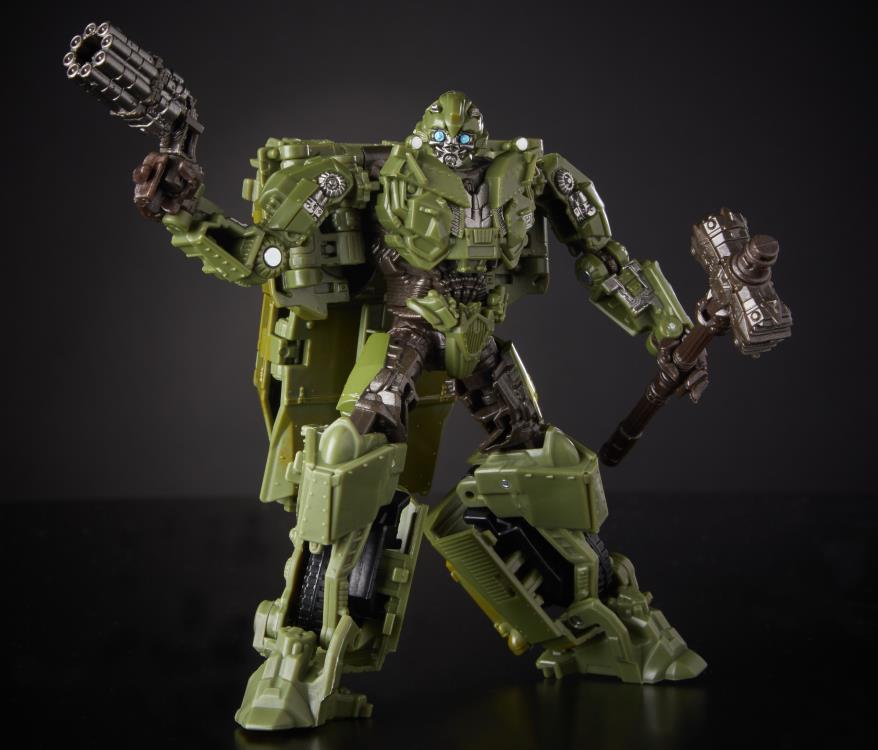 Transformers Studio Series 26 Deluxe WWII Bumblebee Gallery Image 4