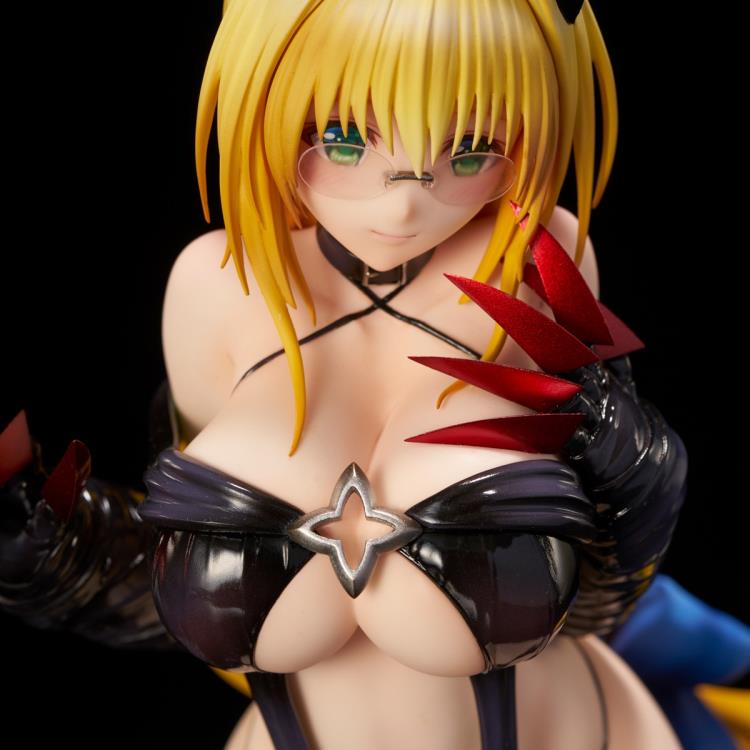 To Love-Ru Darkness Tearju Lunatique (Darkness Ver.) 1/6 Scale Figure Gallery Image 12