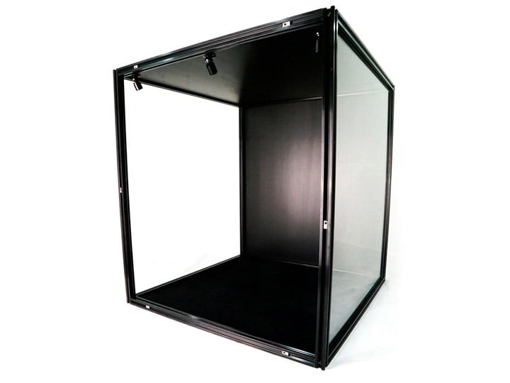 DF60 Display Case (Set of 2 Spotlights) Gallery Image 3