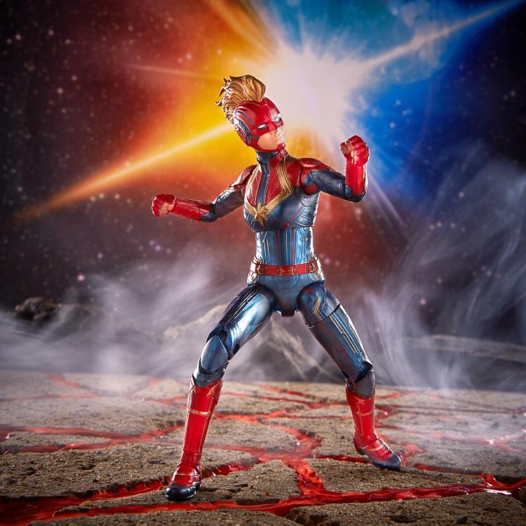 Captain Marvel Marvel Legends Captain Marvel (Kree Sentry BAF) Gallery Image 5