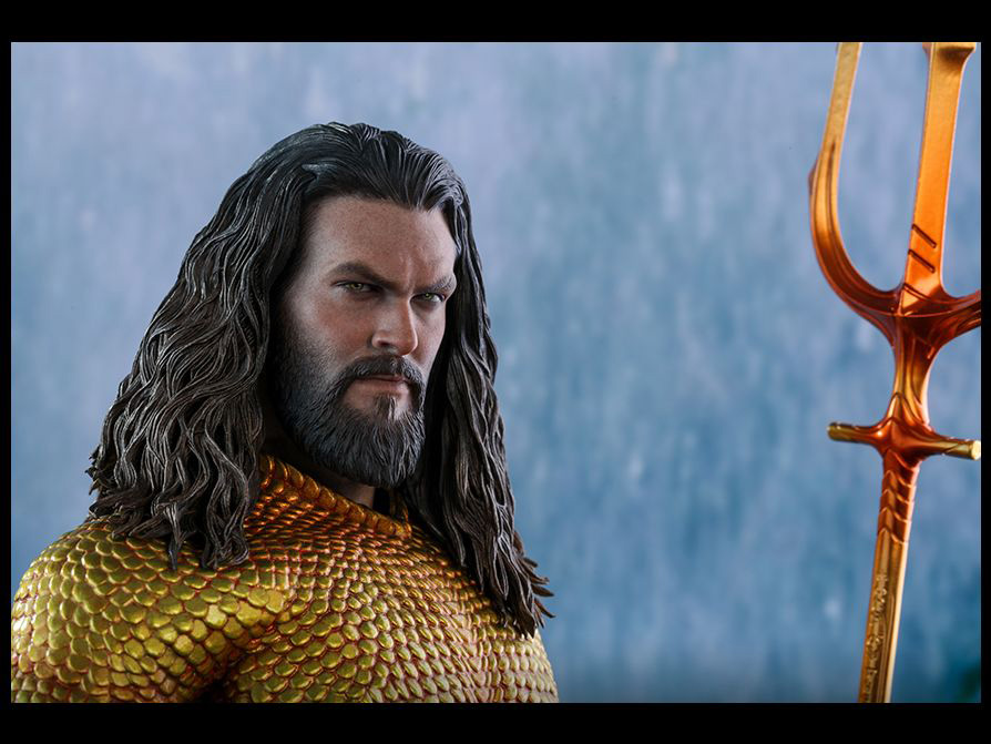 Aquaman MMS518 Aquaman 1/6 Scale Collectible Figure Gallery Image 12