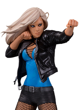 Cover Girls of the DC Universe Black Canary Limited Edition Statue (Joelle Jones) Gallery Image 2