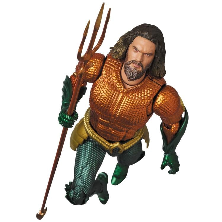 Aquaman MAFEX No.095 Aquaman Action Figure Gallery Image 7