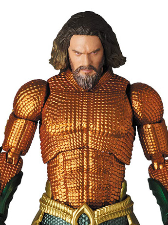 Aquaman MAFEX No.095 Aquaman Action Figure Gallery Image 2