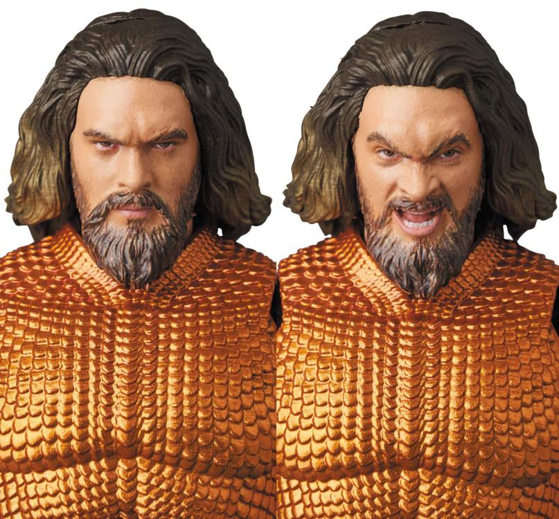 Aquaman MAFEX No.095 Aquaman Action Figure Gallery Image 9