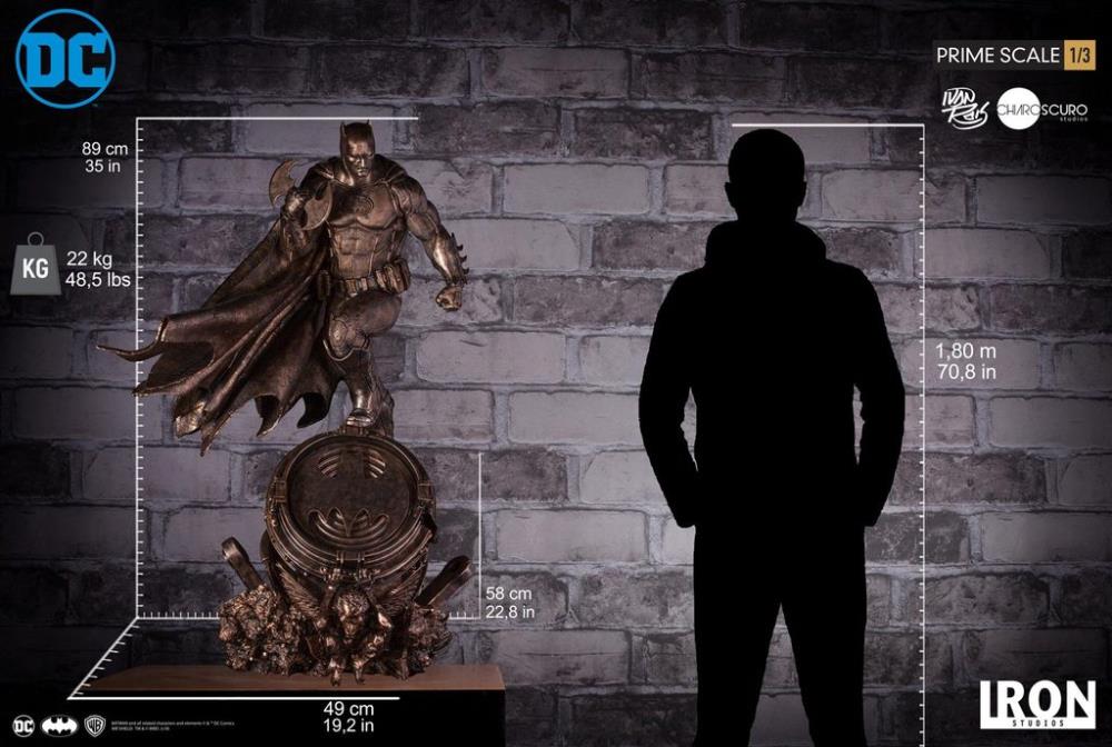 DC Comics Batman (Bronze Edition) Prime Scale Limited Edition Statue Gallery Image 14