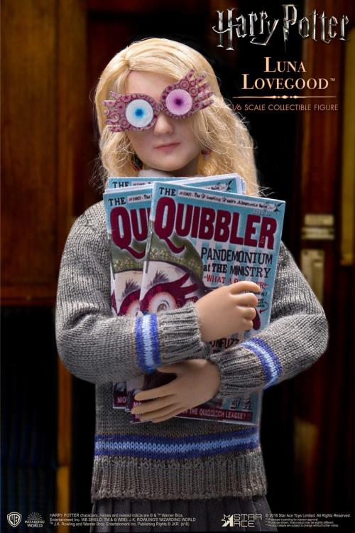 Harry Potter My Favourite Movie Series Luna Lovegood 1/6 Scale Figure Gallery Image 7