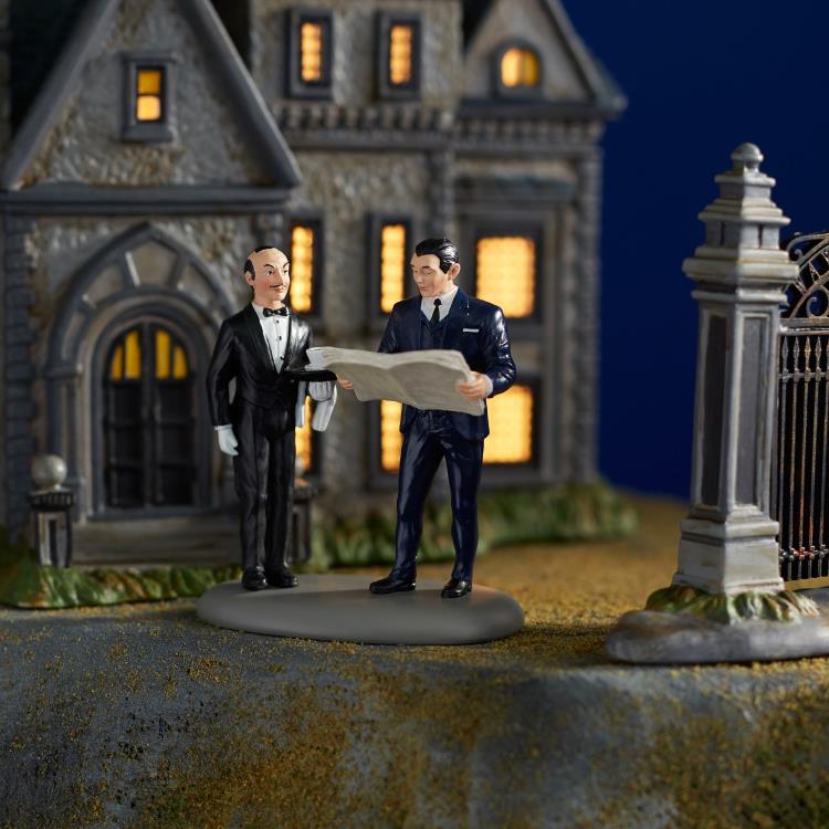 DC Comics Hot Properties Village Wayne Manor Gallery Image 6