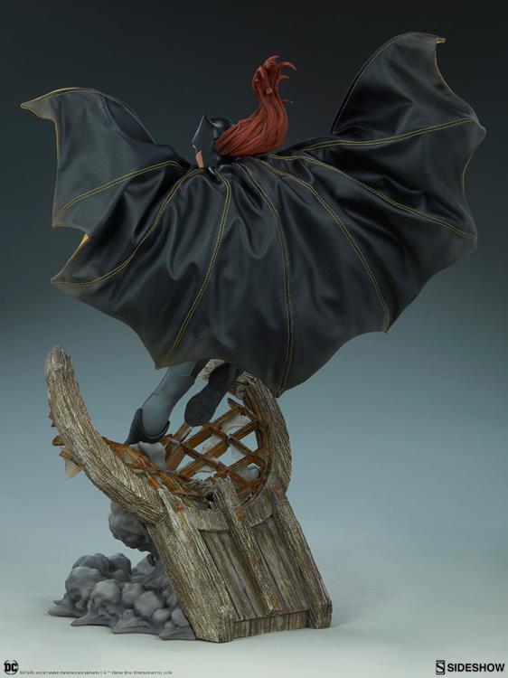 DC Comics Premium Format Batgirl Gallery Image 7