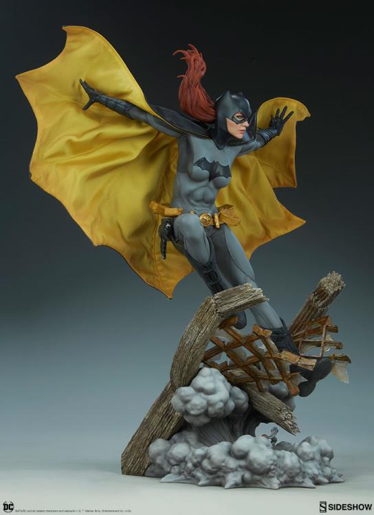 DC Comics Premium Format Batgirl Gallery Image 6