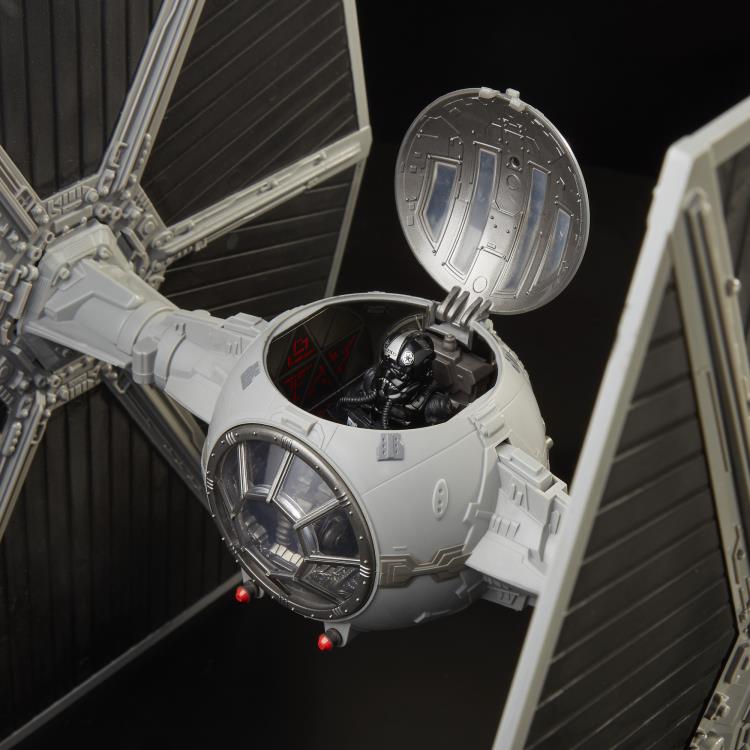 Star Wars: The Vintage Collection Imperial TIE Fighter Gallery Image 6