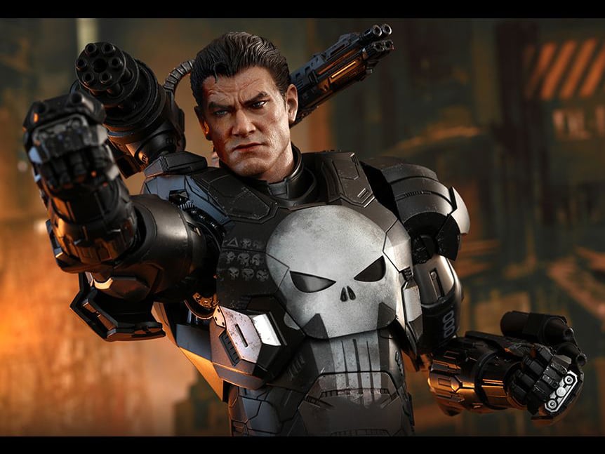 Marvel: Future Fight VGM33D28 The Punisher (War Machine Armor) 1/6th Scale Collectible Figure Gallery Image 14