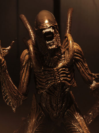 Alien: Resurrection Resurrection Warrior Figure Gallery Image 2
