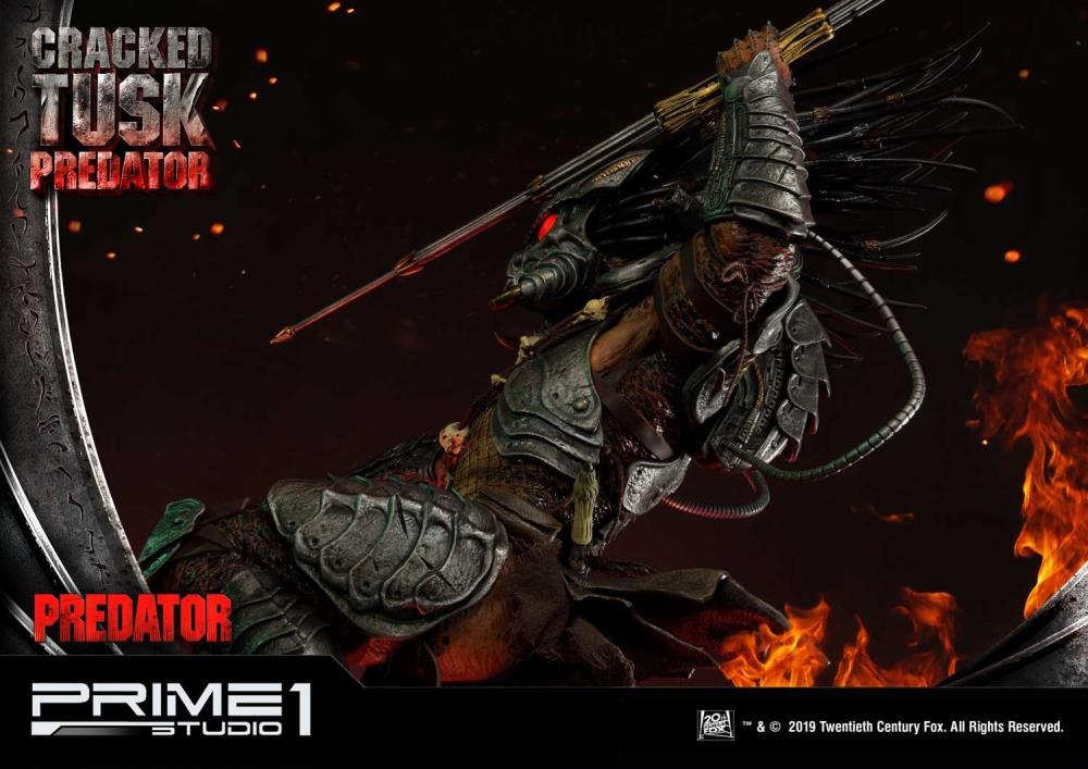Predator Premium Masterline Cracked Tusk Predator Statue Gallery Image 18