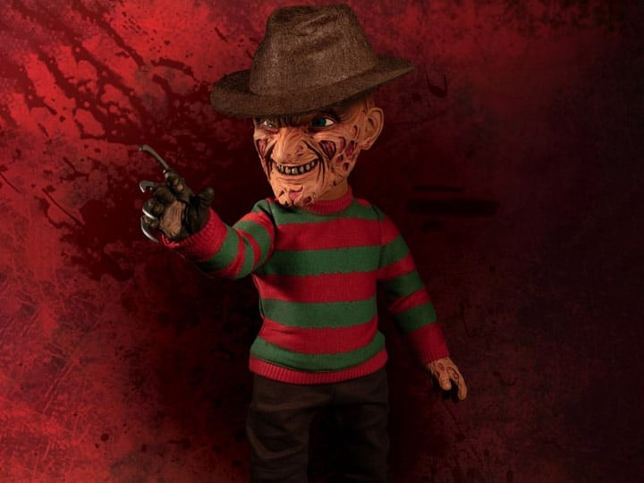 A Nightmare on Elm Street Mezco Designer Series Mega Scale Talking Freddy Krueger Gallery Image 1