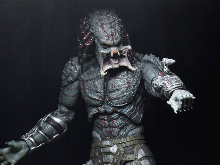 The Predator Deluxe Armored Assassin Predator Figure Gallery Image 1