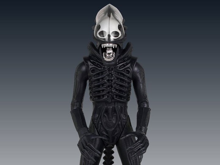 Alien Vintage Xenomorph 24" Jumbo Figure Gallery Image 1
