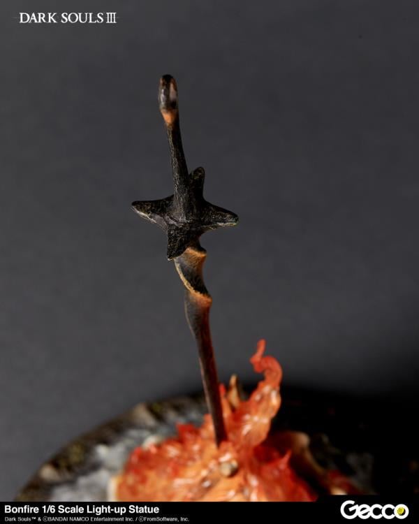 Dark Souls III Bonfire 1/6 Scale Light-up Statue Gallery Image 12