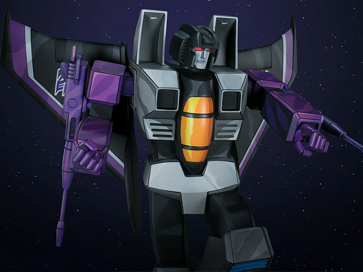 Transformers G1 Museum Scale Skywarp Limited Edition Statue Gallery Image 1