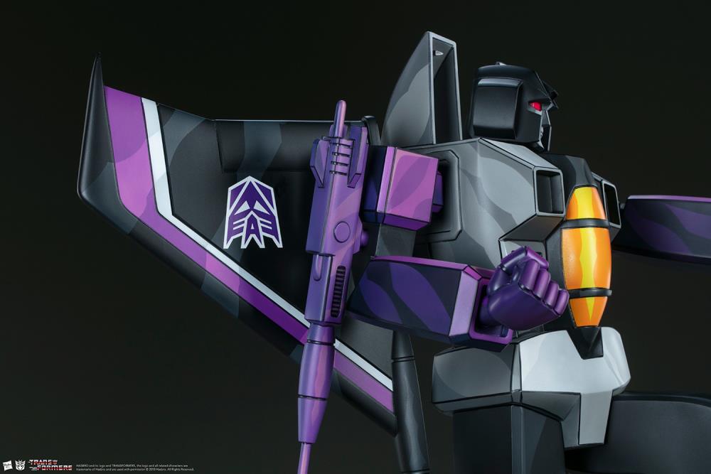 Transformers G1 Museum Scale Skywarp Limited Edition Statue Gallery Image 9