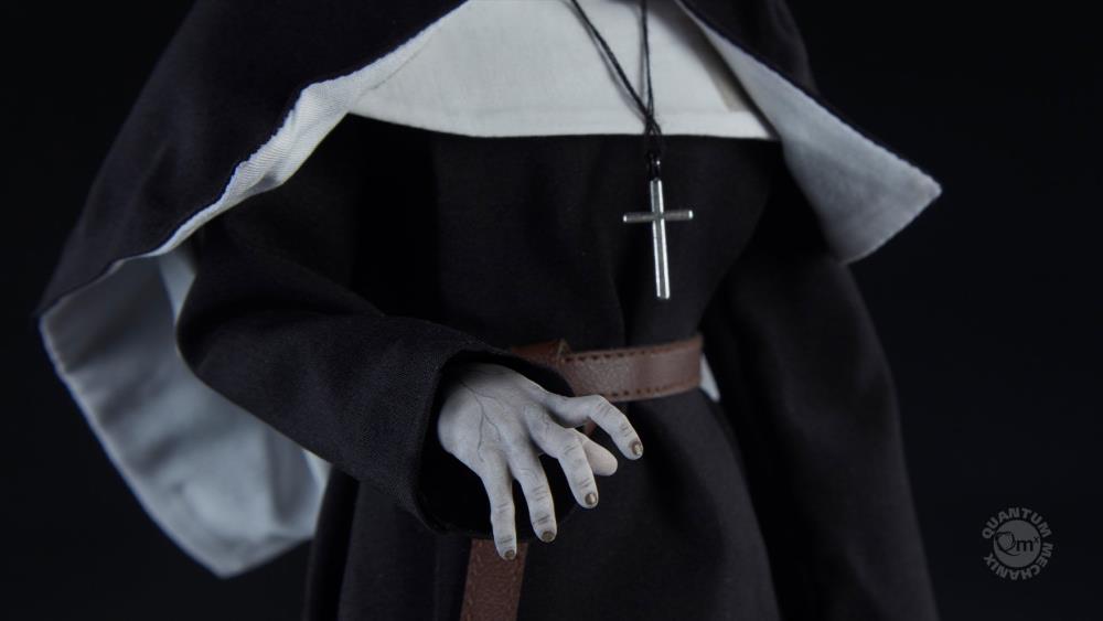 The Nun Demon Nun Valak 1/6 Scale Figure Gallery Image 13